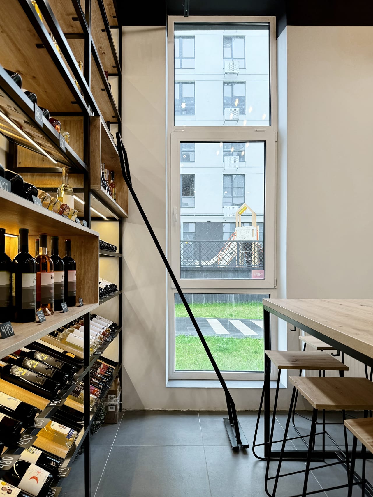Wine store — photo 13