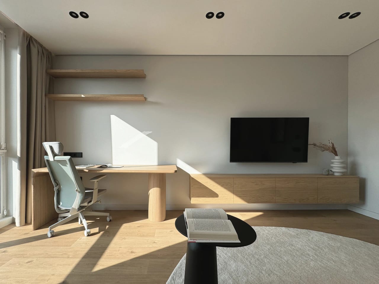 Orelle apartment — oak kitchen, island and built-ins — 1