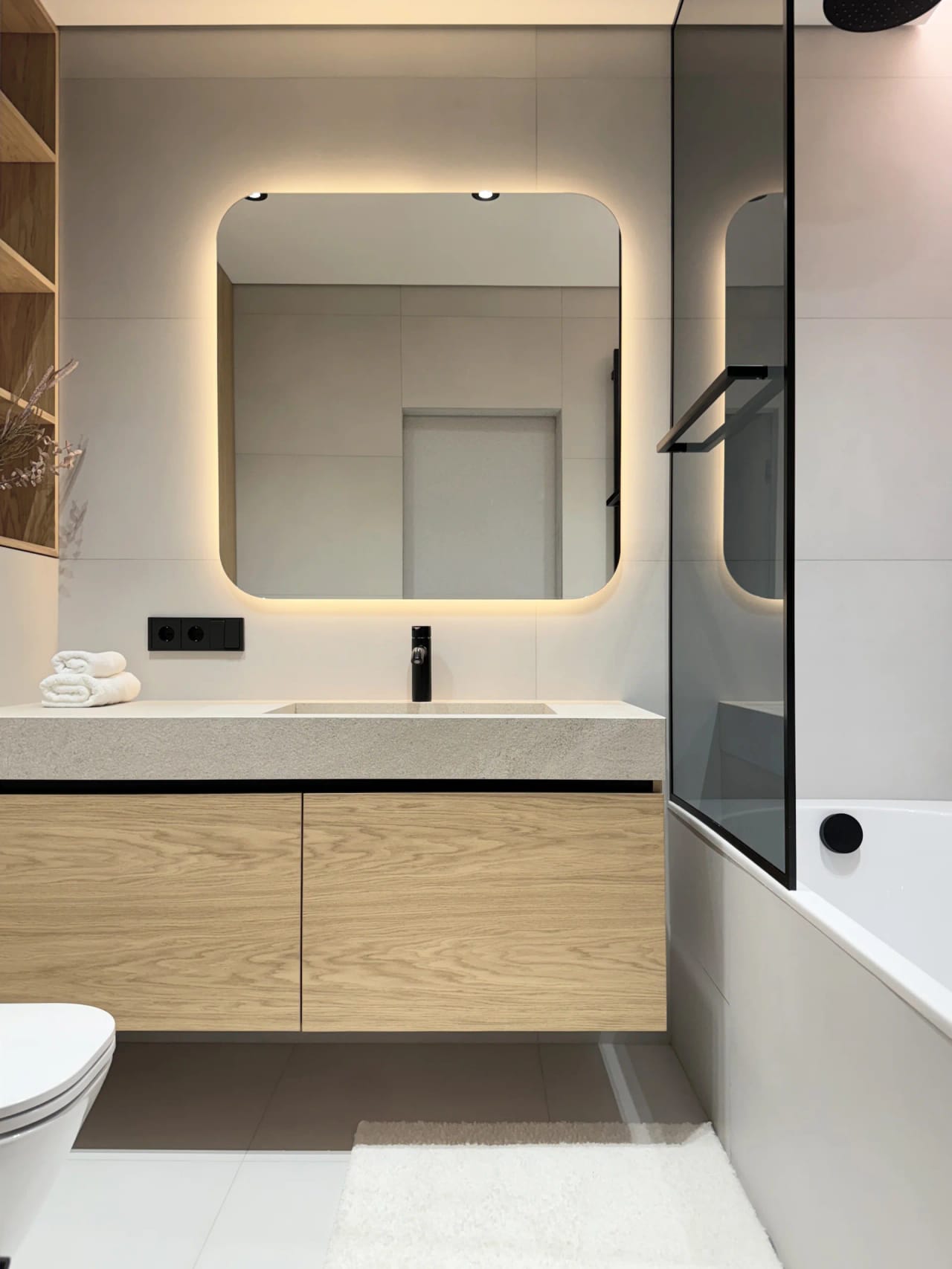 Orelle apartment — oak kitchen, island and built-ins — 2